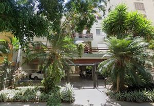 Image 33 - 928358