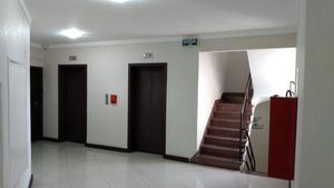Image 10 - 256123