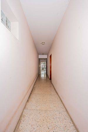 Image 30 - 931478