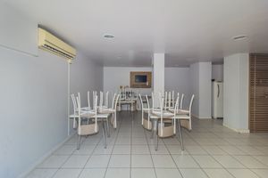 Image 28 - 443749