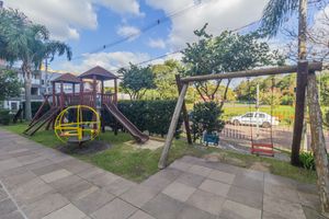 Image 29 - 443749