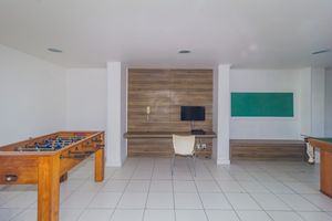 Image 33 - 443749