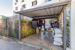 Image 30 - 306055