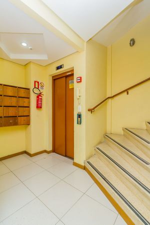 Image 25 - 298036