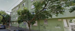 Image 4 - 875375