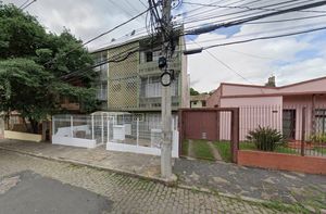Image 17 - 932665