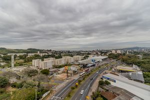 Image 25 - 883957
