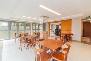 Image 26 - 881417