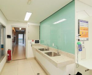 Image 13 - 935508