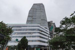 Image 10 - 828934