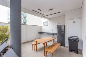 Image 28 - 870679