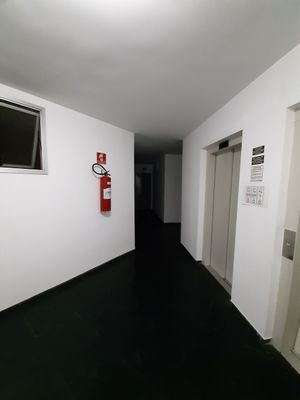 Image 9 - 19217