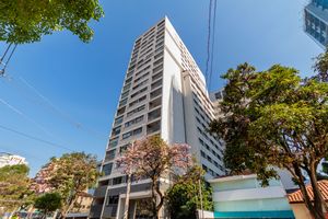 Image 30 - 335621