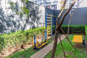 Image 32 - 922253