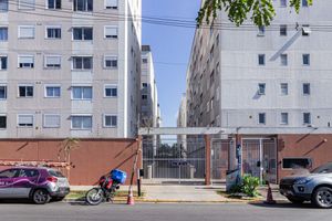 Image 15 - 899796