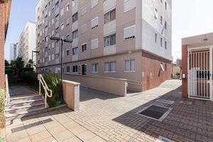 Image 36 - 899796