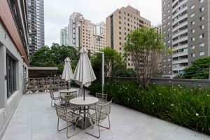 Image 29 - 903384