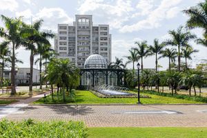 Image 16 - 915179