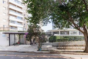 Image 39 - 893961