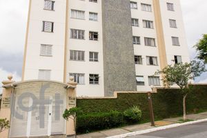 Image 37 - 884667