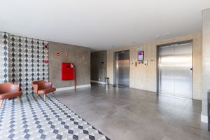 Image 30 - 871328