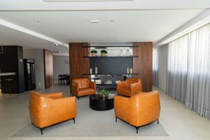 Image 21 - 885889