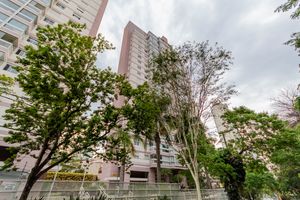 Image 46 - 927052