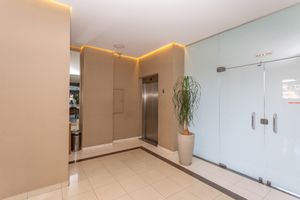 Image 28 - 332342