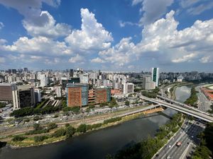Image 43 - 923936