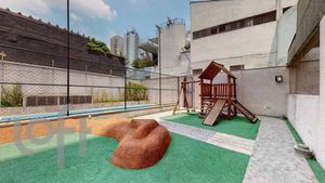 Image 70 - 925505