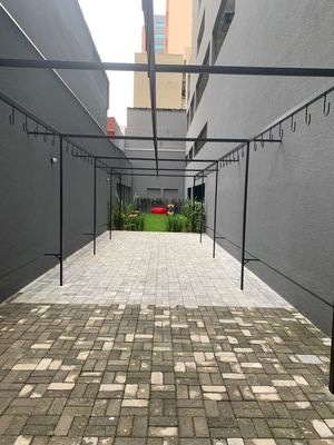Image 31 - 931566