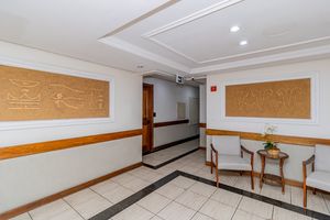 Image 27 - 651019