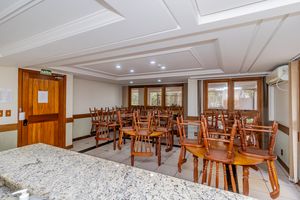 Image 31 - 651019