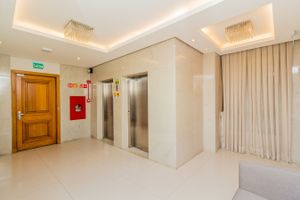 Image 3 - 2076