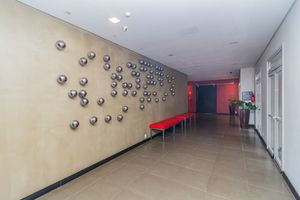 Image 33 - 732035