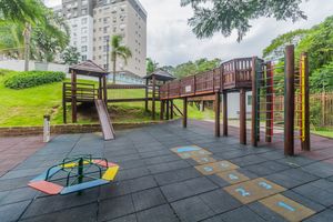Image 43 - 211590