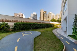 Image 82 - 703925