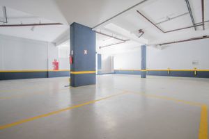 Image 4 - 5545