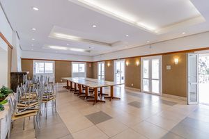 Image 49 - 918222
