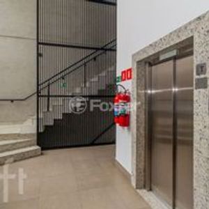 Image 76 - 870947