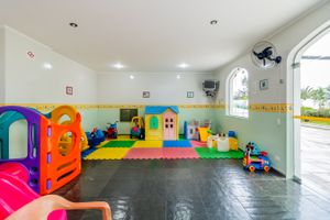 Image 14 - 21383