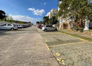 Image 10 - 21412