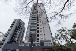 Image 26 - 898225