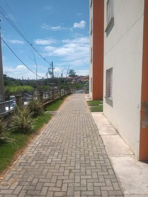 Image 16 - 21563