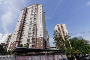 Image 1 - 400126