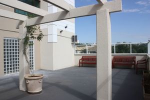 Image 3 - 21819