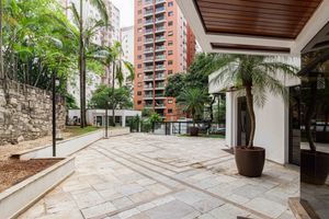 Image 69 - 892229