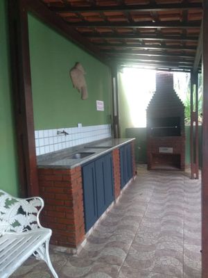 Image 20 - 931150