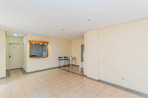 Image 34 - 899256