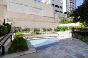 Image 6 - 22637